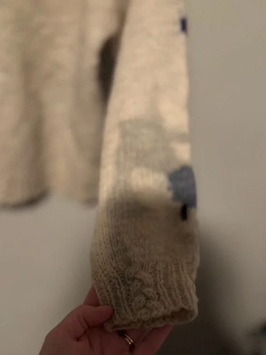 Vintage 90’s Woolrich Cream Knit Sweater with Cottage-core Sheep Motif- Size M - Picture 12 of 14